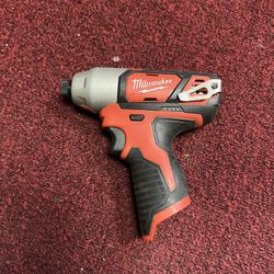 Milwaukee Impact Driver M12