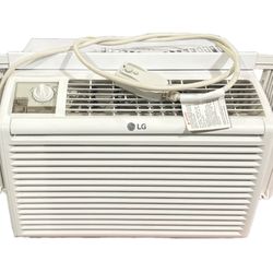 LG LW5016 5,000 BTU Window AC – Excellent – Barely Used