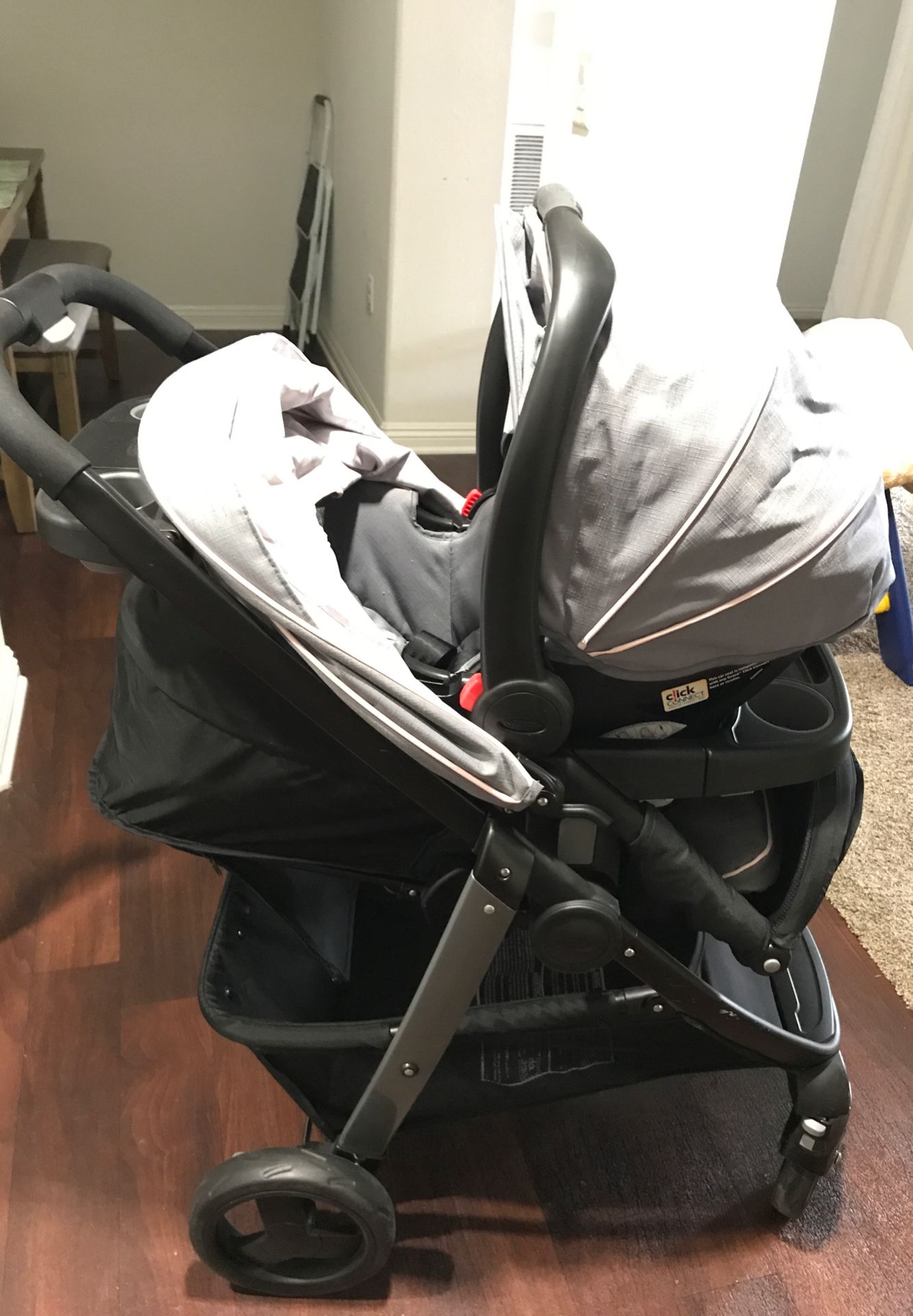 Graco click connect travel system