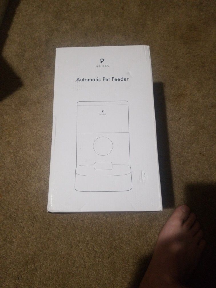 Automatic Pet Feeder - New In Box