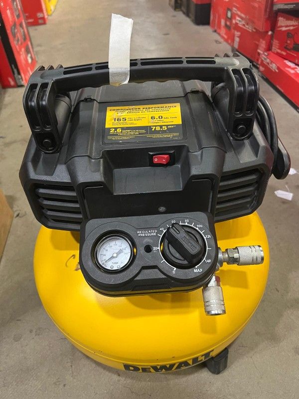 DEWALT 6 GALLON AIR COMPRESSOR $149 USED