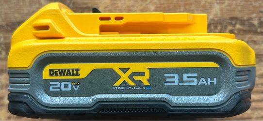 DEWALT 20V 3.5AH Power Stack Battery
