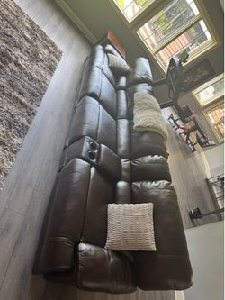 Reclining couch