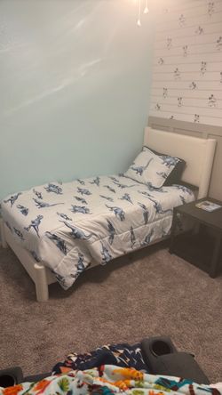 Kids Twin Bed Frame with Dinosaur Bedding Set