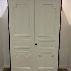 Armoire / Cabinet 