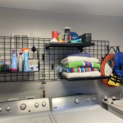 Adjusting Wire Wall Rack System $40 OBO 