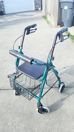 Walker Invacare Wheeled Walker