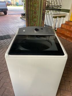 Washer machine 27 “ wide