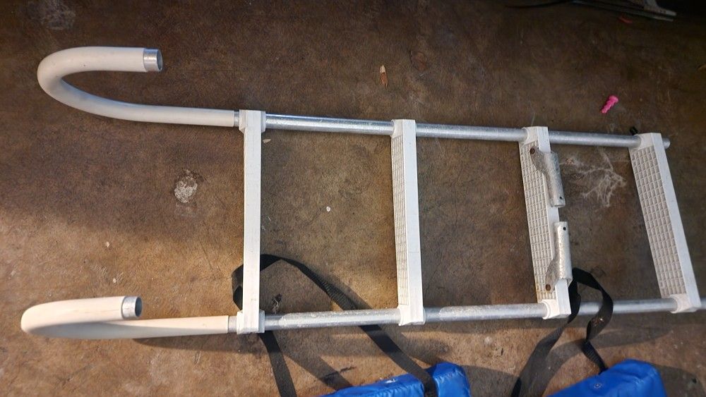 Boat Ladder and Floting Devise
