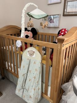 Honey Wood Crib