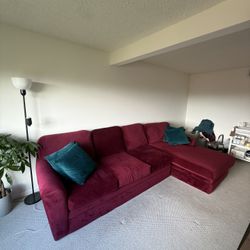 Couch (Wine) (SP PRESTIGE FOAM LAF SOFA & RAF CHAISE) (Living Spaces) - $450 (San Rafael)