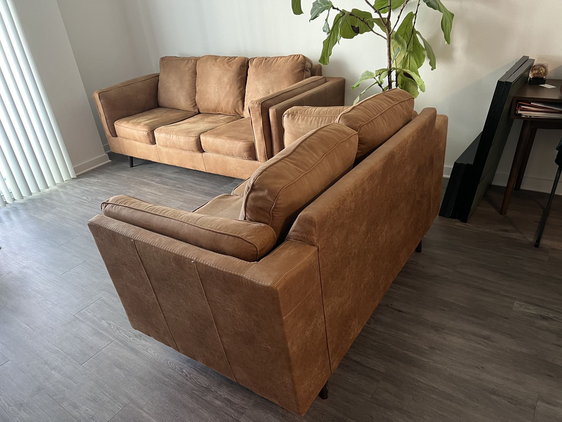 Ashley Furniture Maimz Sofa & Loveseat Set Mid-Century Caramel Faux Leather