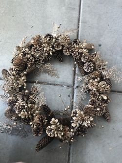Gold holiday wreath