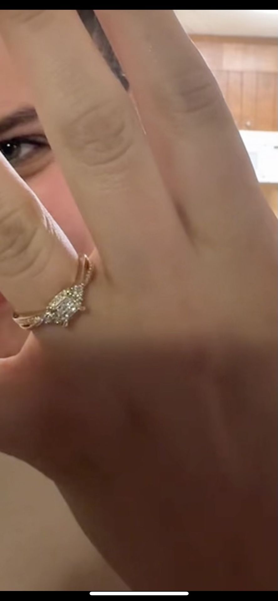 Stunning Rose Gold Engagement Ring !!