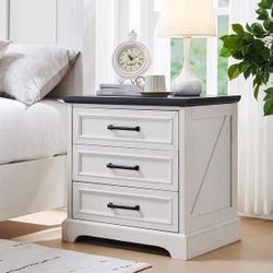 Farmhouse 3-Drawer Nightstand, Wide End Table with Charging Station - Off White
