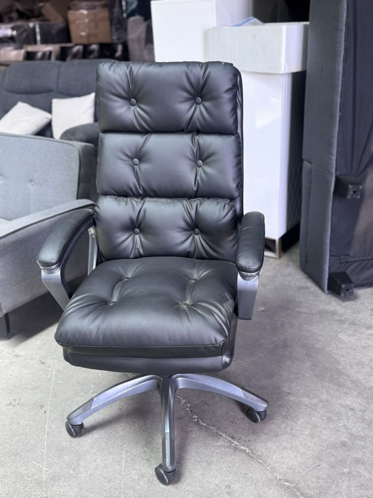 Office Gaming Ergonomic Artificial Leather Surface Home Computer s Lifting Swivel Multifunctional with Arms Heavy Executive Safe