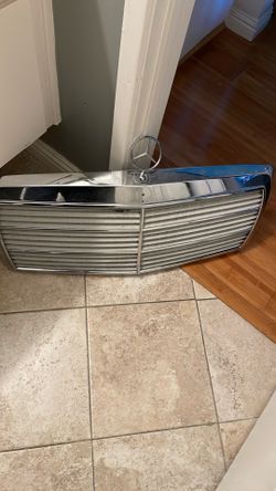 Mercedes Benz 190e grill