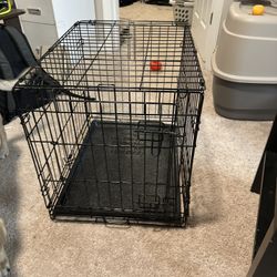 Dog crate (20h x 24 L x 17 w) 