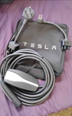 Tesla Mobile Connector with NEMA 5-15 and 14-50 Adapters