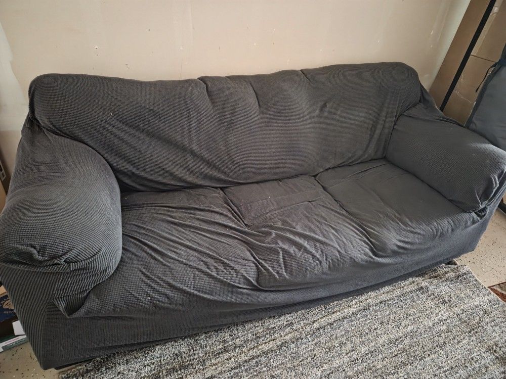 Free 3 Seater Couch