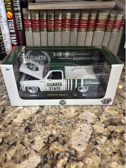 M2 Machines 1973 Chevrolet Cheyenne 10 Pickup Quaker State 1/24 Diecast Truck