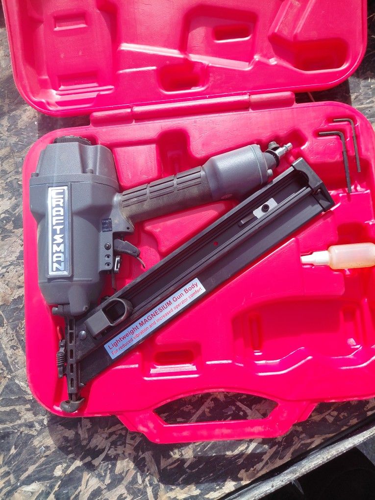 Craftsman 15 Gauge Nail Gun