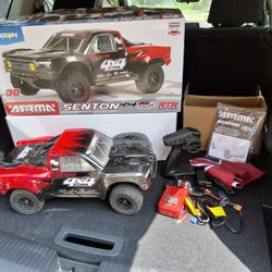 Aroma Senton 4x4 Truck