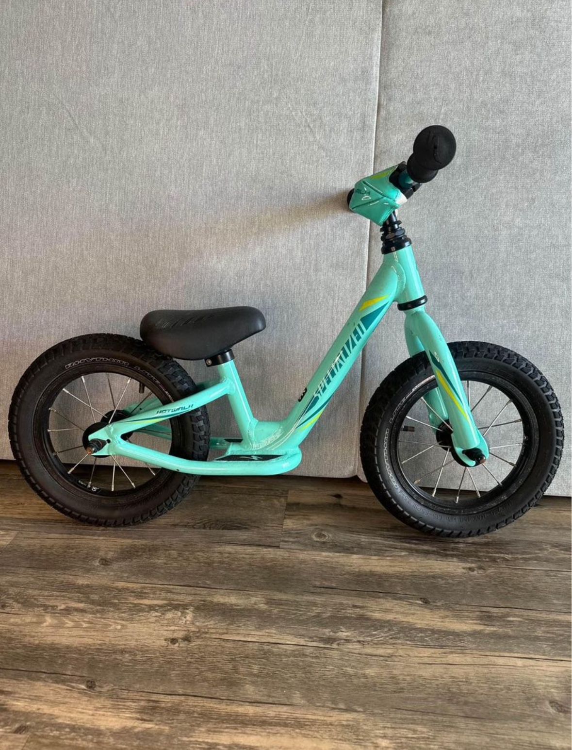 Specialized Hotwalk Balance Bike
