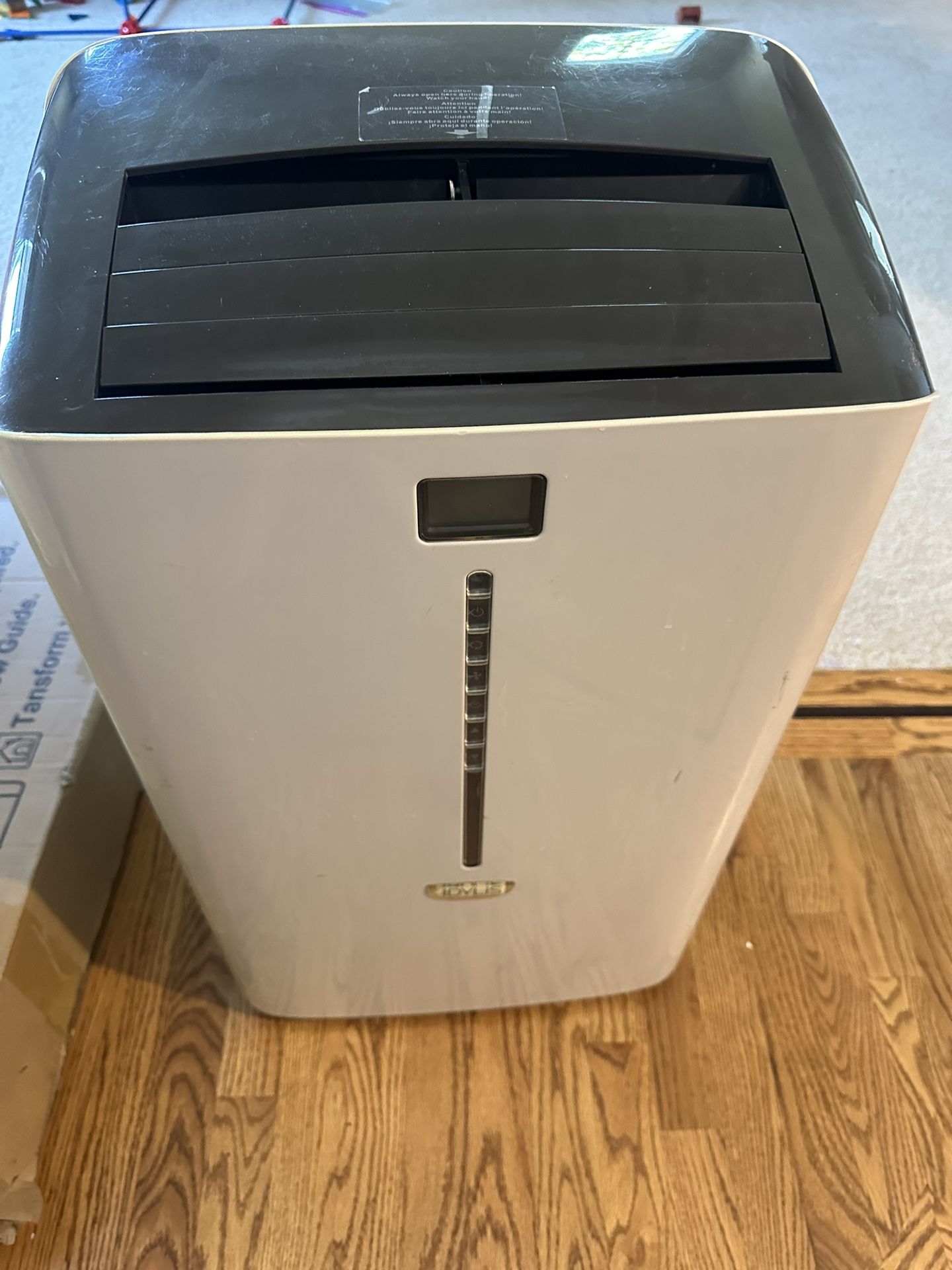 Free Air conditioner 10k BTU