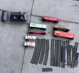 LOT TYCO HO New Haven Southern Railroad Santa Fe Shell Dairmens Leafue Service