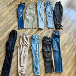 Women’s Jeans Size 0/24 And Size Small