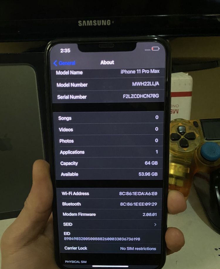 iPhone 11