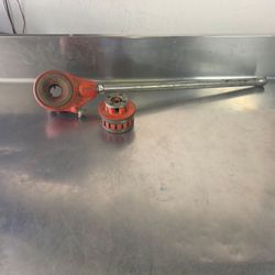 Ridgid Pipe Threader Ratchet Handle with Die