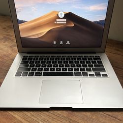 MacBook Air (2017)