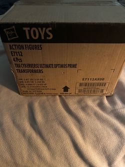 Hasbro Transformers Cyberverse Ultimate Optimus Prime 4-Pack