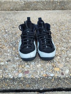 Nike Air Foamposite One Silver Black Sneakers