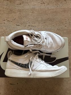 Nike Book I size 12