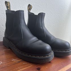Docs Womens 7 