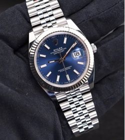 Rolex Datejust 40 mm with box and papers