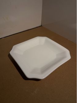 White porcelain share plate
