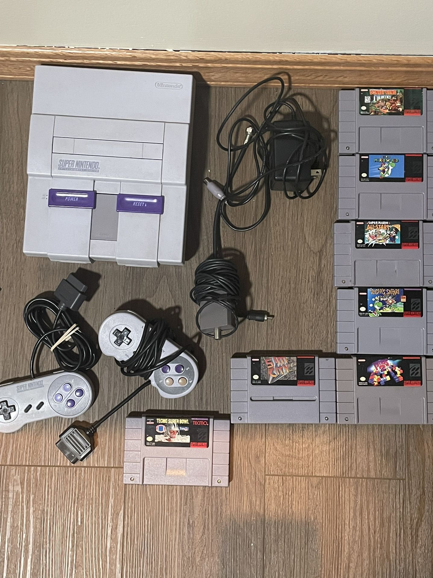 Super Nintendo Bundle Nice Lot