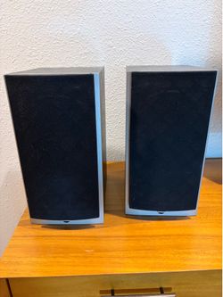 Athena Technologies Audition Series Bookshelf Speakers