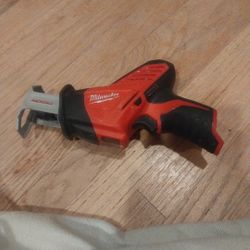 12v Hacksall. Milwaukee 