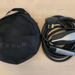 Tesla NEMA 14-50 Corded Mobile Connector