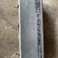 Porter Cable Tiger Saw With Metal Case & Couple Blades