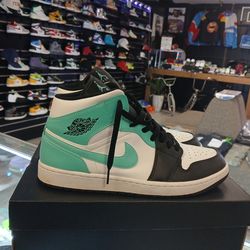 AIR JORDAN 1 MID - (554724 132) - SIZE 11 - ORIGINAL BOX