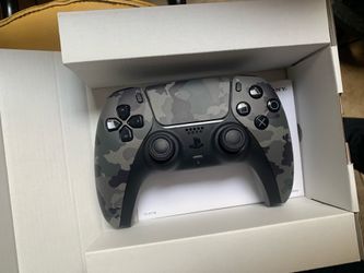Grey Camouflage ps5 controller
