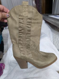 Cow Girl Style Boots