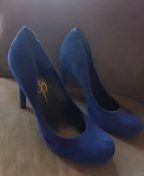 Jessica Simpson heels