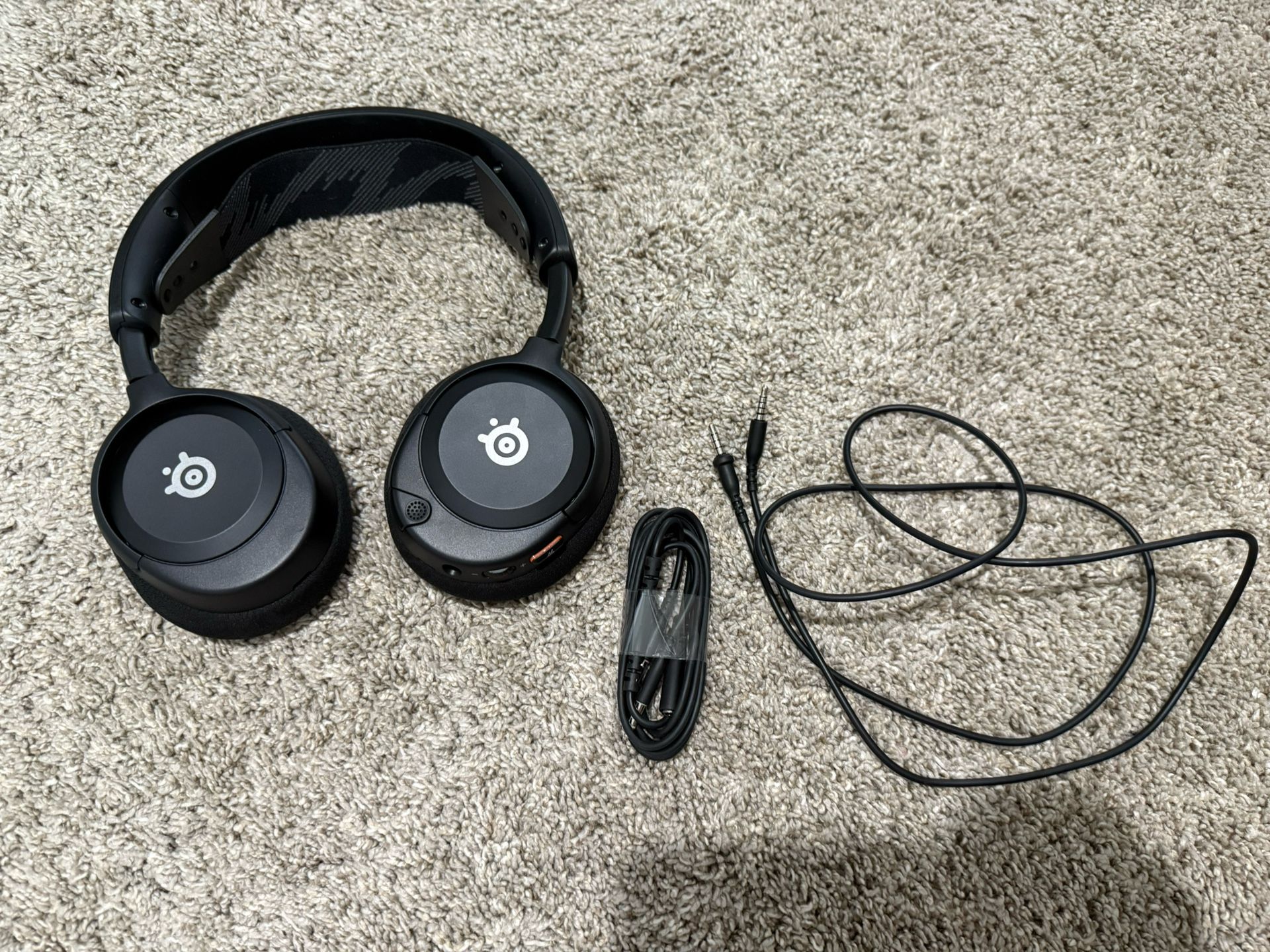 Logitech Headset With Microphone